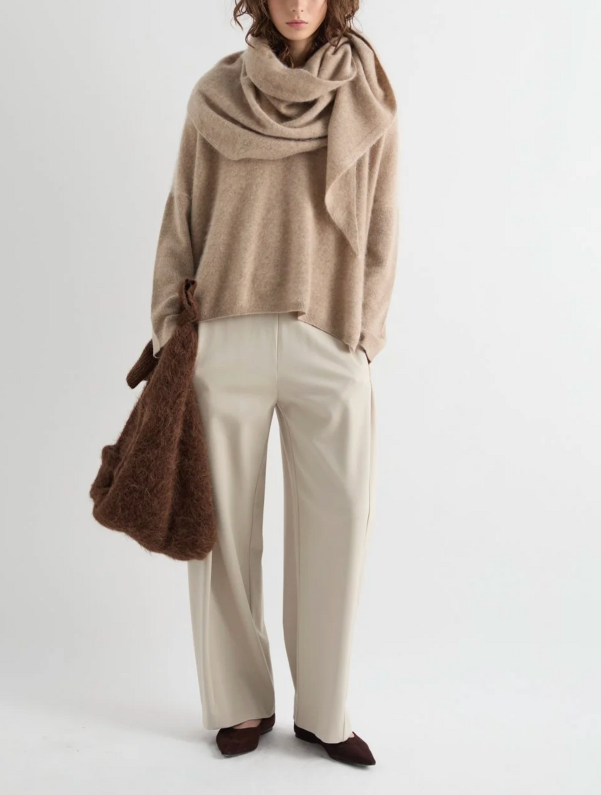 Easy V-neck Pullover-Sweaters-MEIMEIJ-Croissant-S-Mercantile Portland