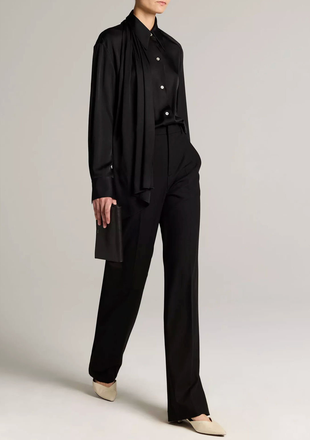 Elsa Fine Suiting Trouser in Black-Pants-Vince-Black-0-Mercantile Portland