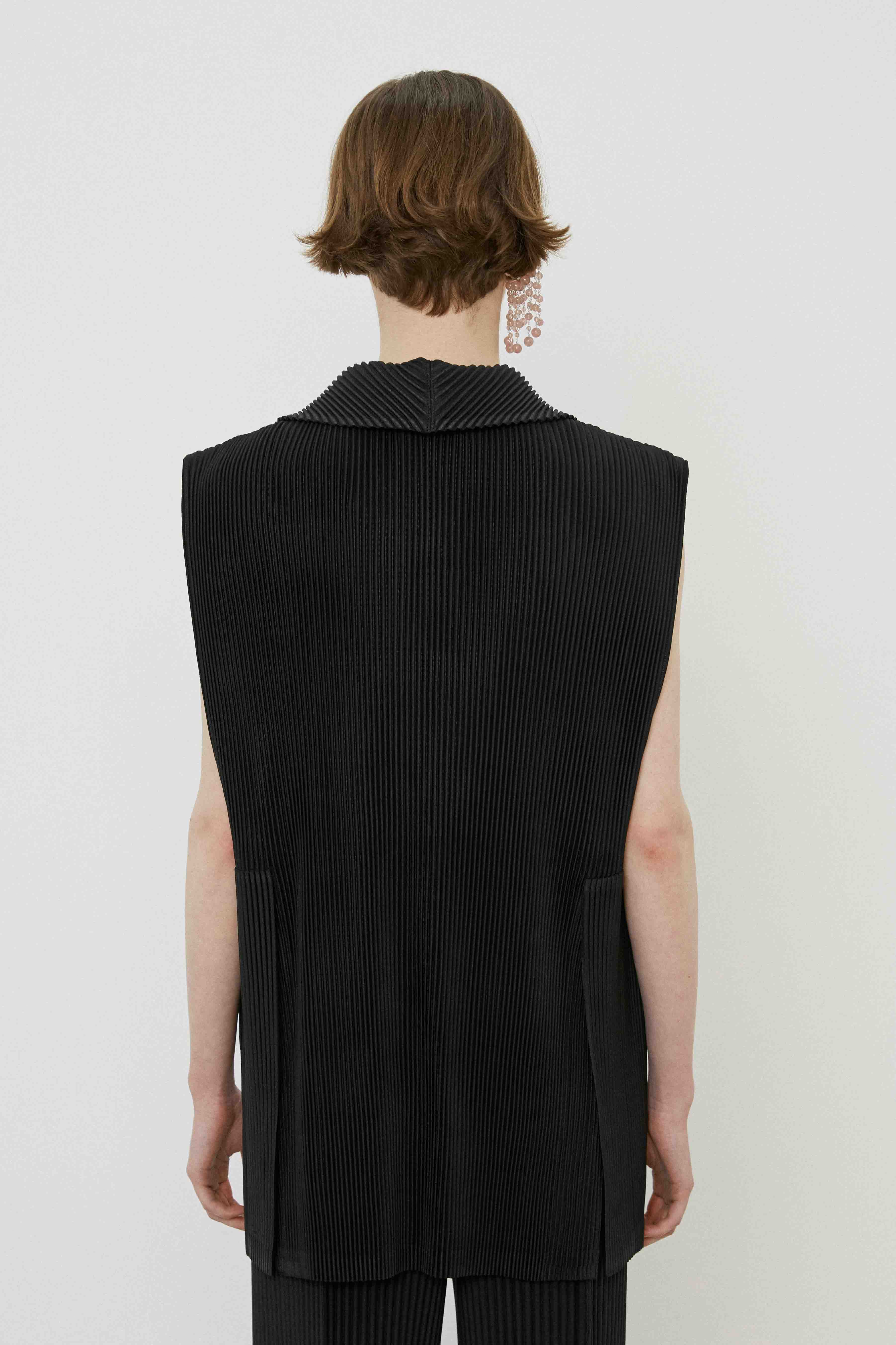 Pleated Long Vest-Clothing-Meimeij-Black-36/38-Mercantile Portland
