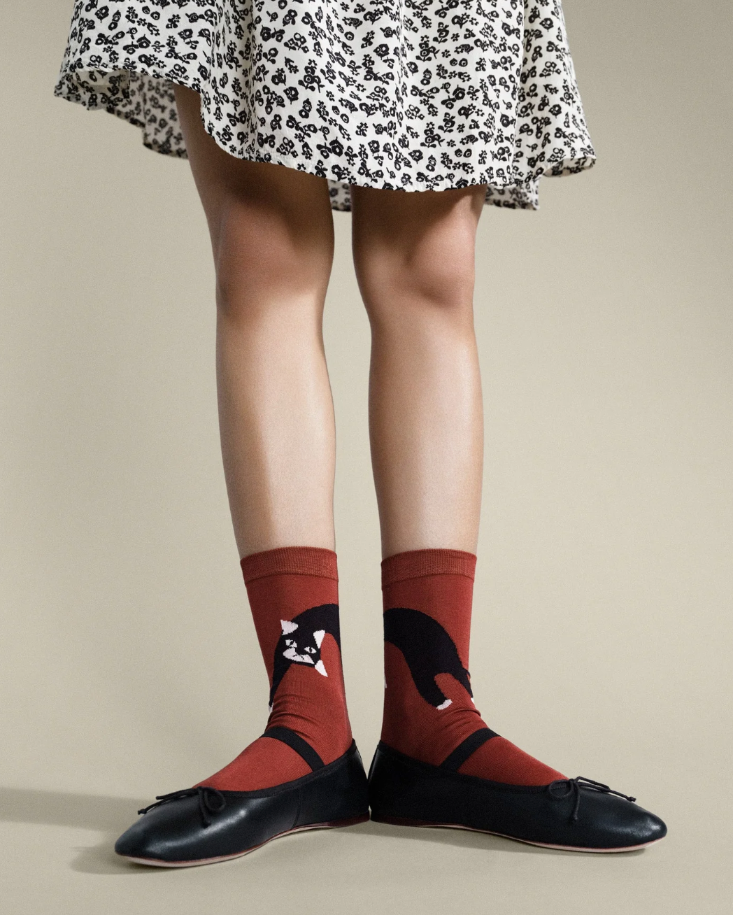 Pounce Crew in Merlot-Socks-HANSEL FR BASEL-Merlot-OS-Mercantile Portland