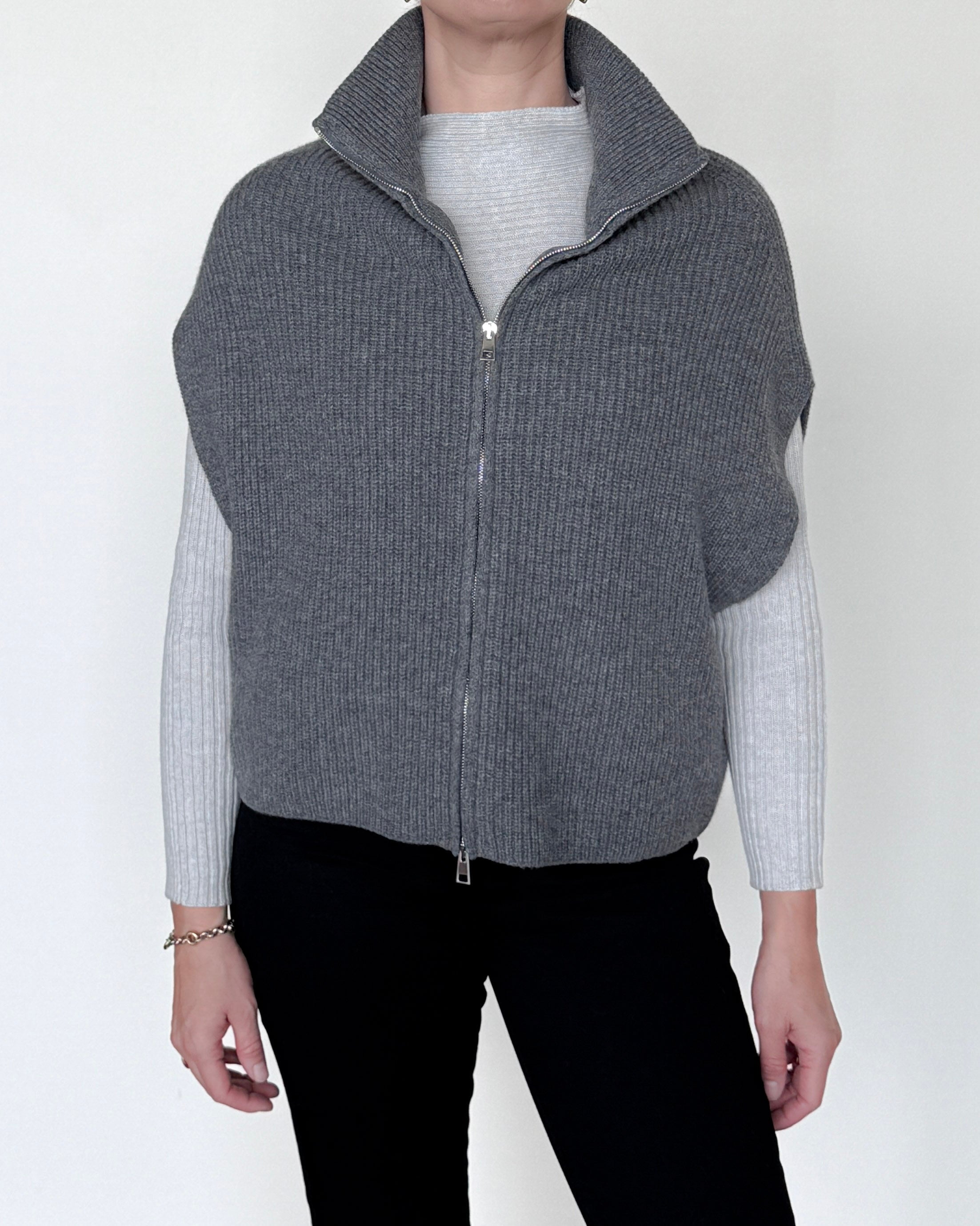 Telemaco Ribbed Cashmere Wool Vest-Clothing-Amina Rubinacci-Ivory-38-Mercantile Portland