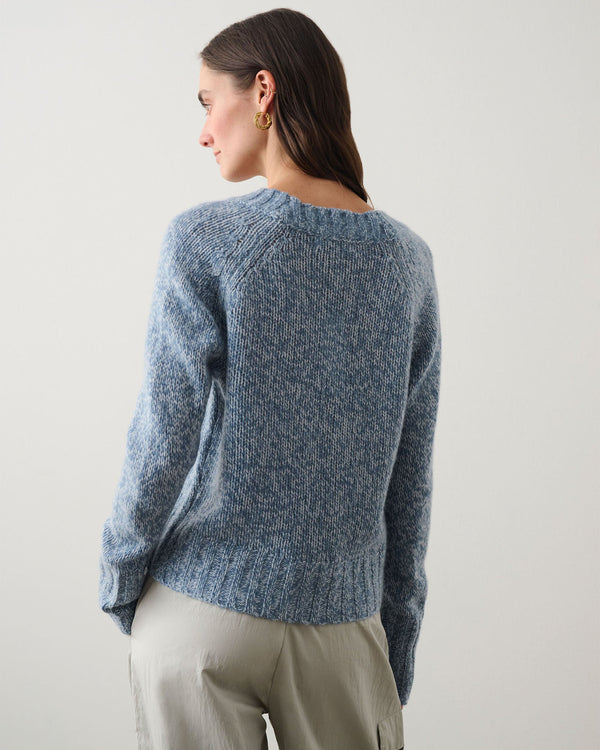 Cashmere Air Spun V Neck-White + Warren-Mercantile Portland