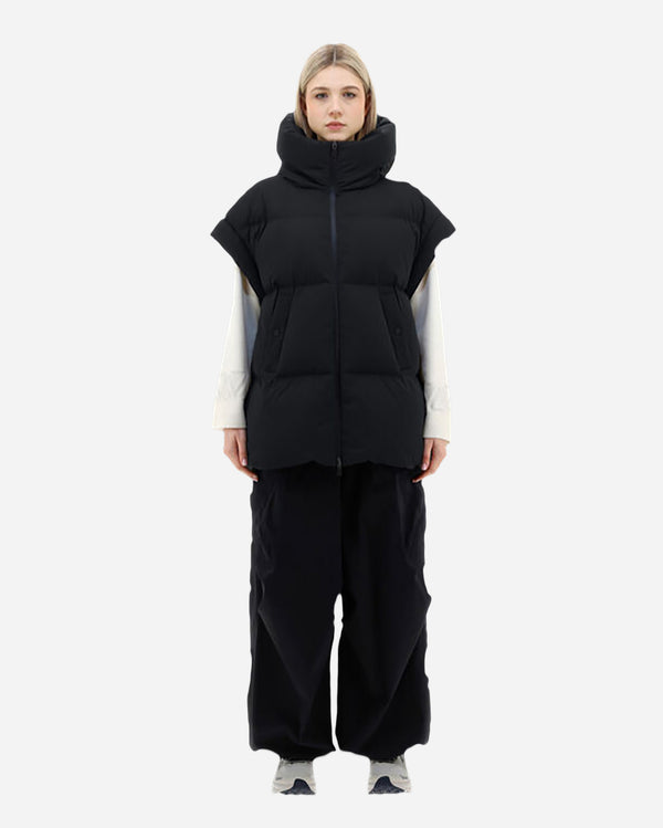 Sleeveless Jacket in Laminar Satin Pro-Herno-Mercantile Portland