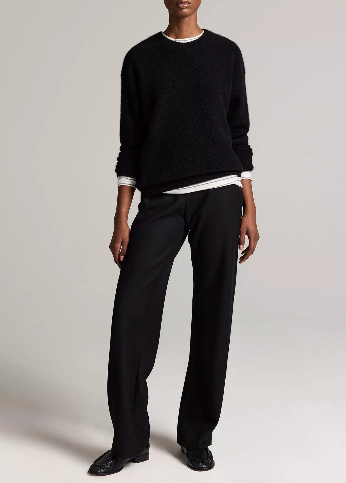 Cashmere Classic Crew Neck Sweater in Black-Sweaters-Vince-Black-XS-Mercantile Portland