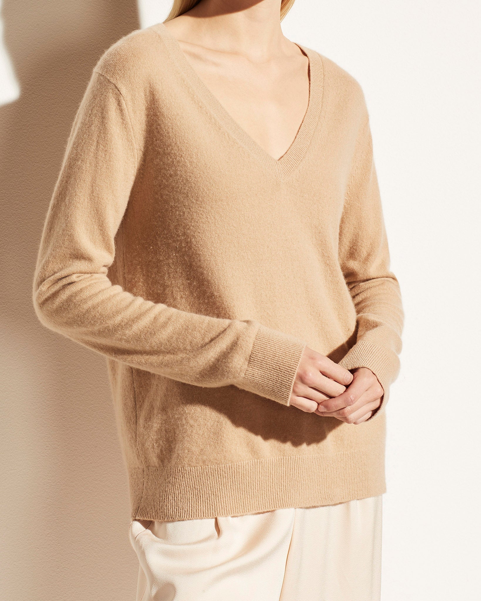 Cashmere Weekend V-Neck-Denim-Vince-Camel-XXS-Mercantile Portland