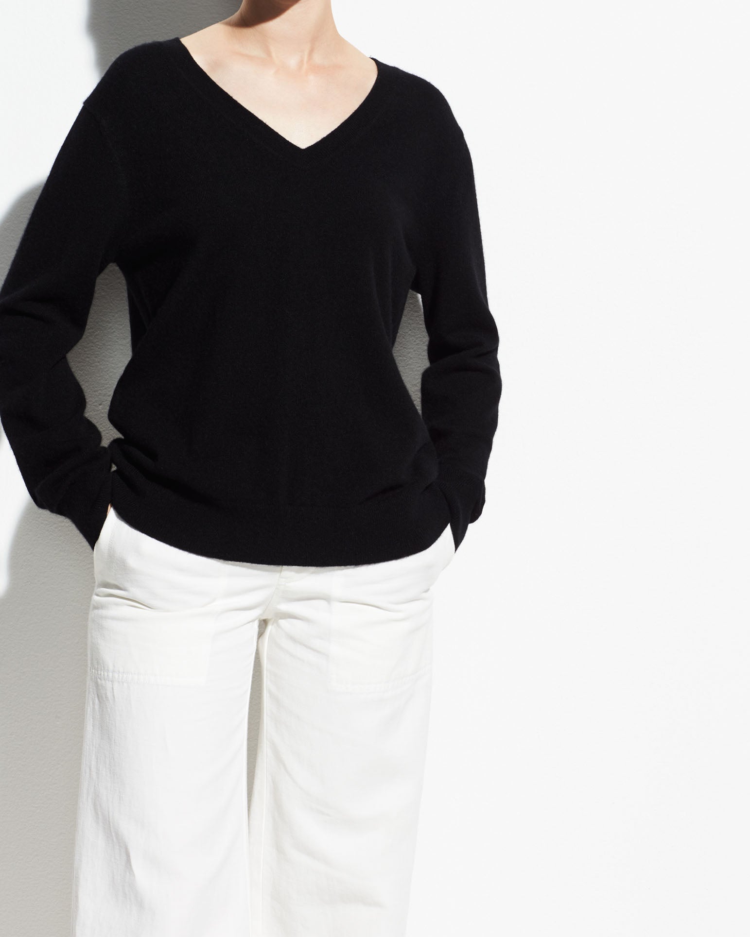 Cashmere Weekend V-Neck-Sweaters-Vince-Black-XXS-Mercantile Portland