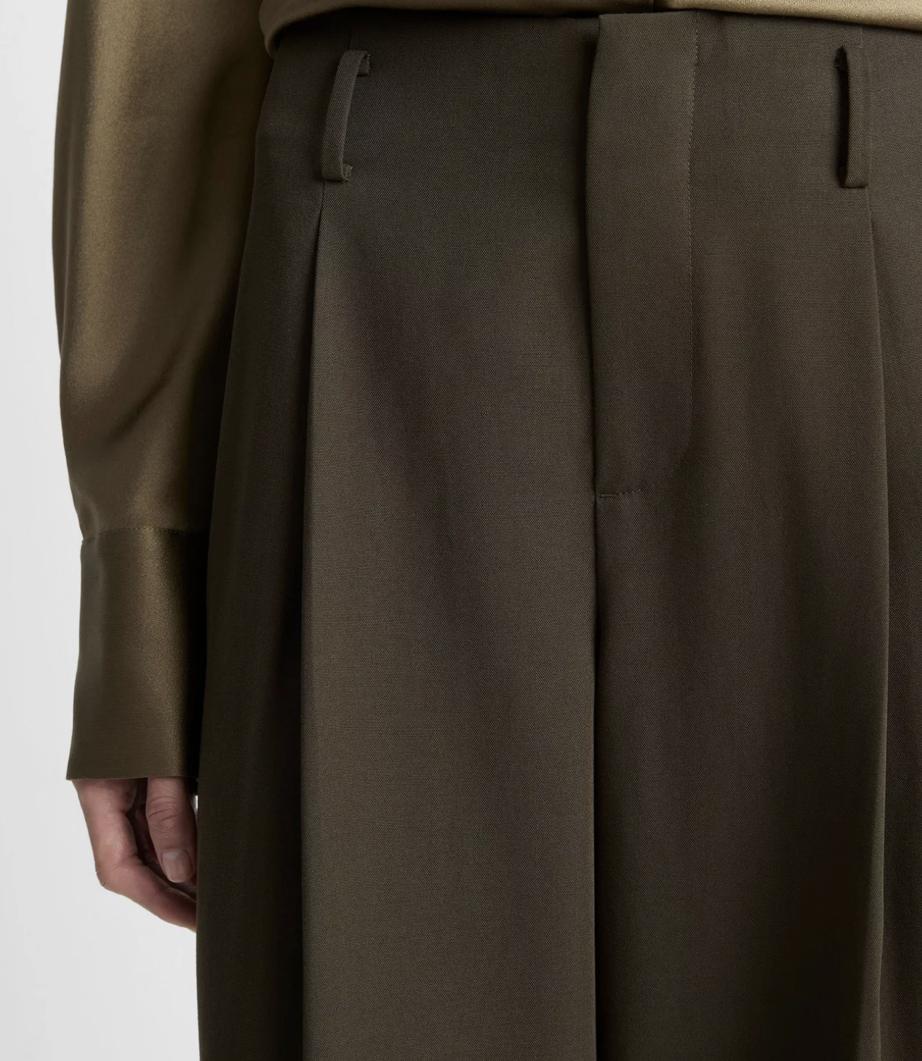 High Waist Pleated Trouser-Clothing-Vince-Verde-4-Mercantile Portland