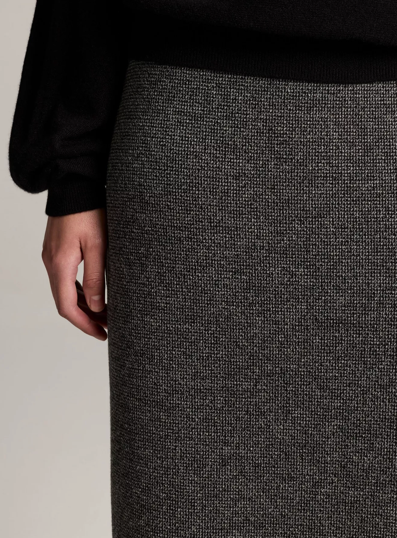 Houndstooth Skirt in Heather Grey-Skirts and Shorts-Vince-Heather Grey-XS-Mercantile Portland