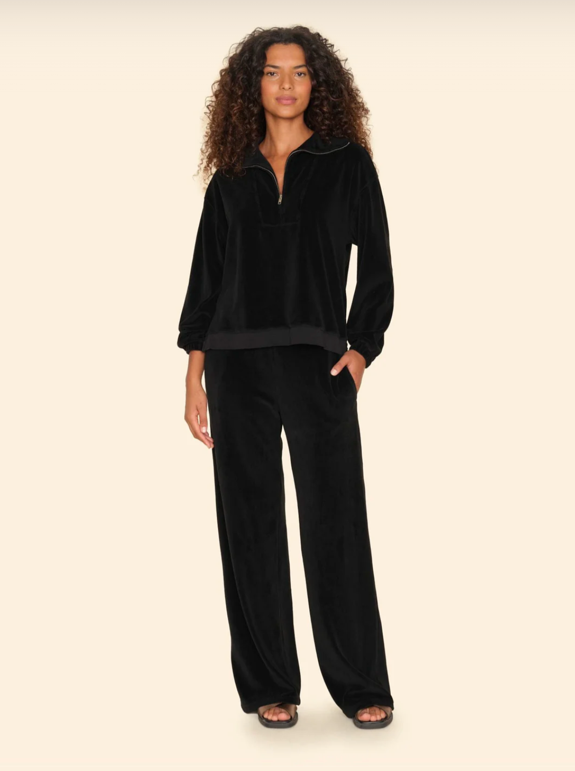 Mavis Velour Sweatpant-Clothing-Xirena-Black-XS-Mercantile Portland