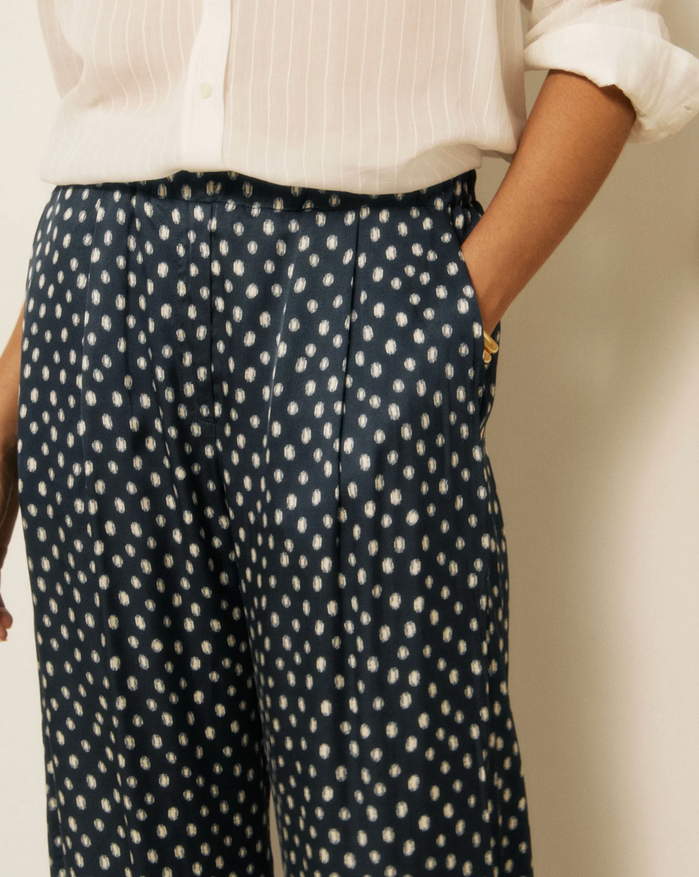 Pays Woven Viscose Pant-Pants-HARTFORD-Dark Navy-1-Mercantile Portland