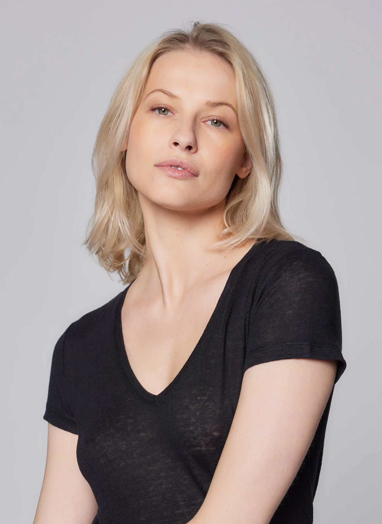 Stretch Linen Short Sleeve V-Neck Tee-Clothing-Majestic Filatures-Black-1-Mercantile Portland