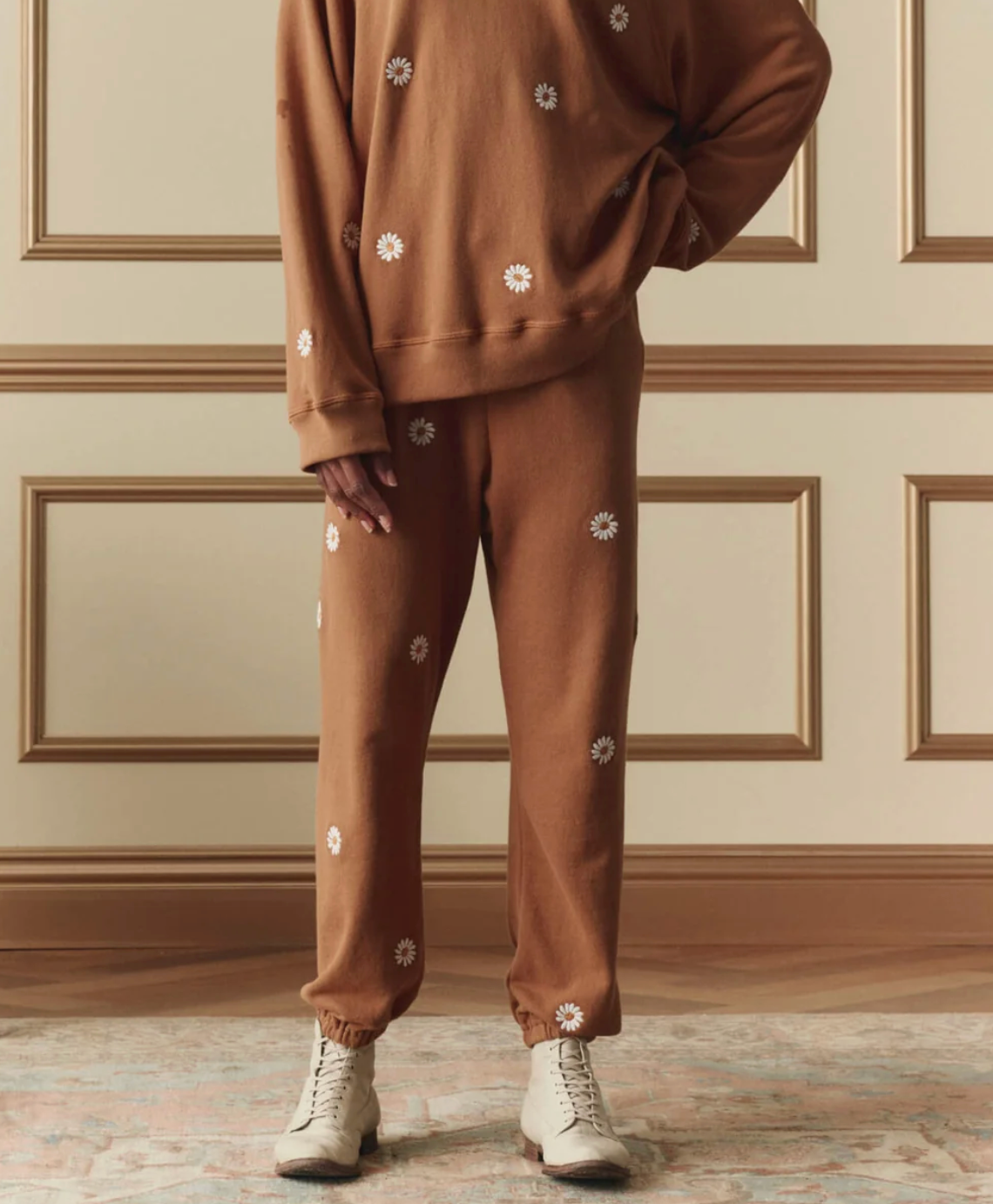The Stadium Sweatpant with Embroidered Daisy-Pants-The GREAT.-Suntan-0-Mercantile Portland