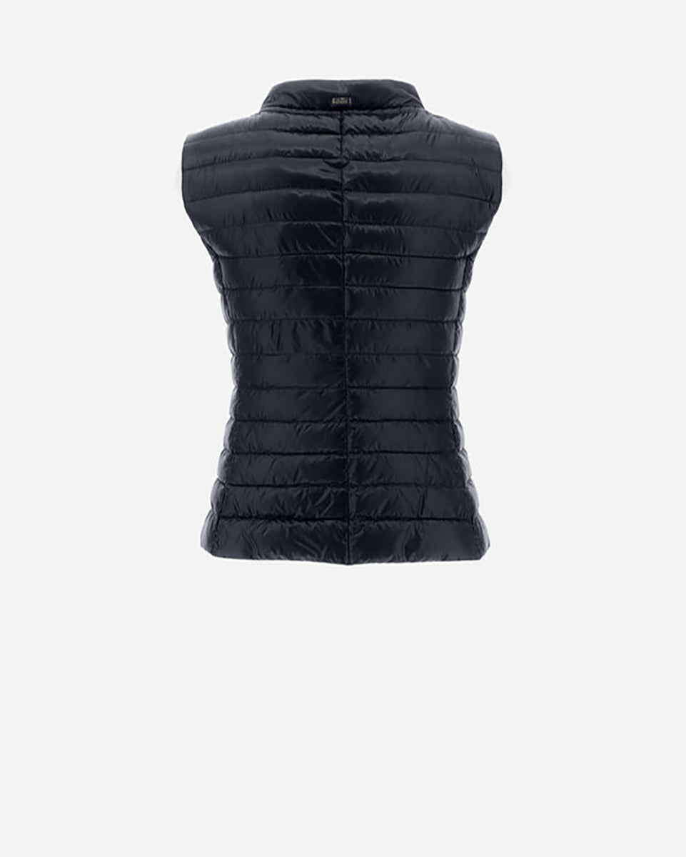 Vera Vest-Outerwear-Herno-Black-34-Mercantile Portland