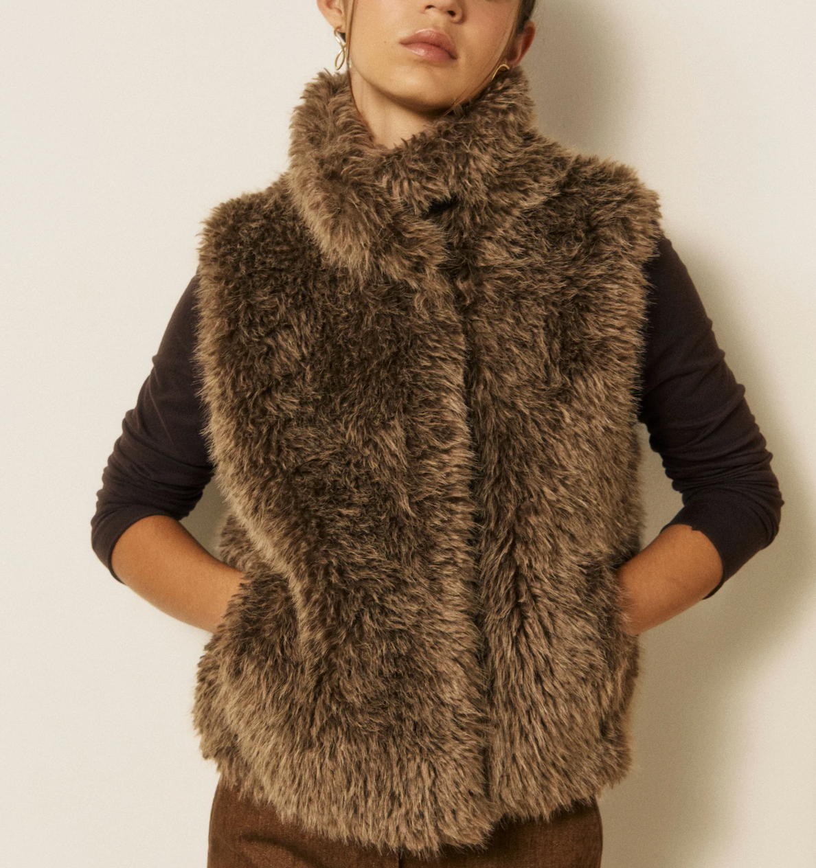 Verso Vest in Long-Pile Faux Fur-Outerwear-HARTFORD-Brown-1-Mercantile Portland