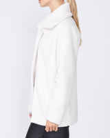 Double Face Sherpa Oversized Throw in Cream-Stateside-Mercantile Portland